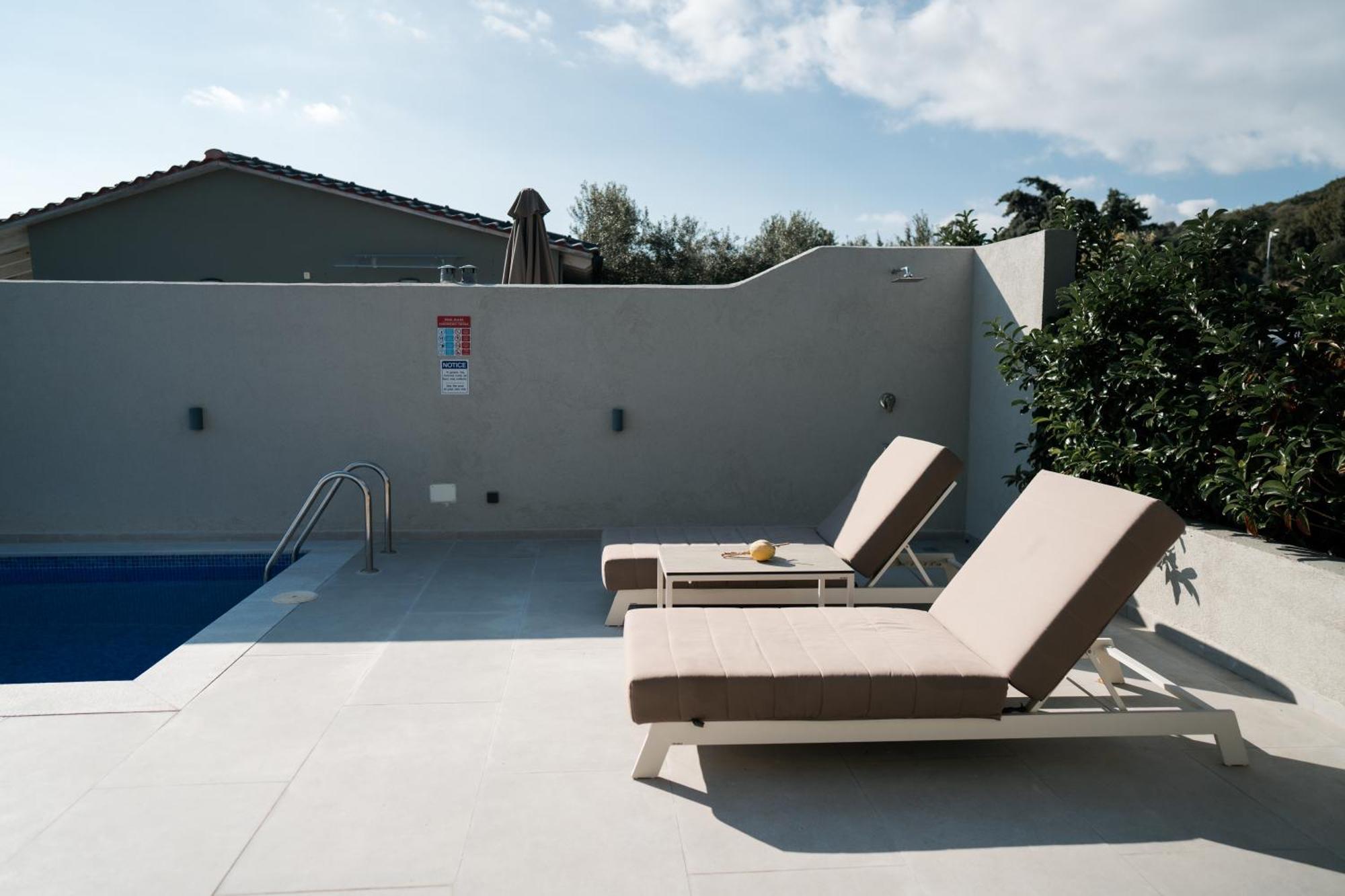 Aegean View Villa Loutra Elevtheron Exteriör bild